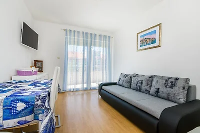 Apartment Arboretum 3
