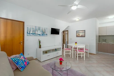 Apartment Livija 1