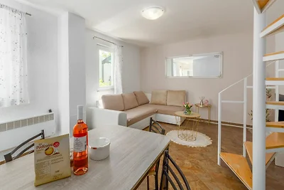 Apartment Leni