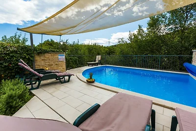 Villa Krizisce