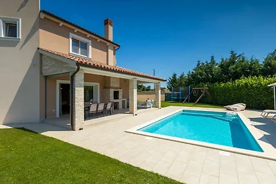 Villa Magica