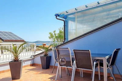 Apartment Crveni Vrh 1