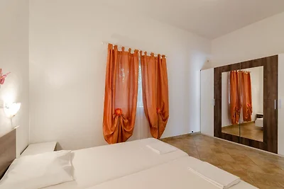 Apartment Lana 2