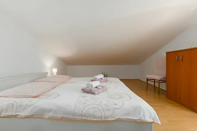 Apartment Leni