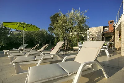 Apartment Livija 1