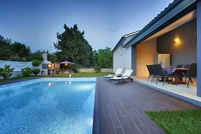 Villa Entini