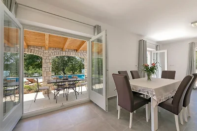 Villa Irena