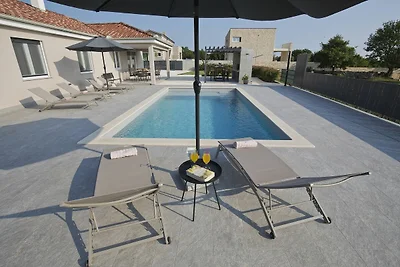 Villa LeMi