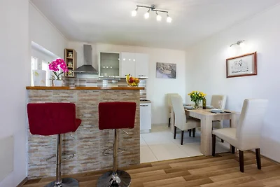 Apartment Ivona
