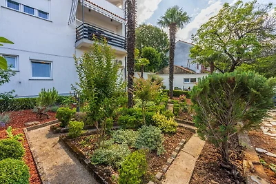 Apartment Garden View
