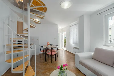 Apartment Leni