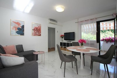 Apartment Sabina 1