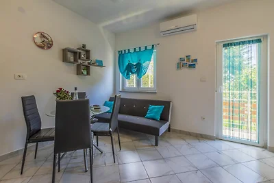 Apartment Luka 2