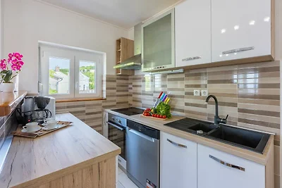 Apartment Ivona