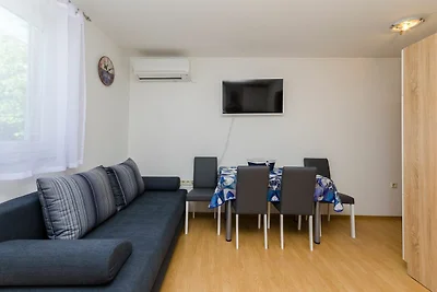 Apartment Arboretum 4