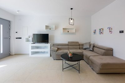 Apartment Dita 2