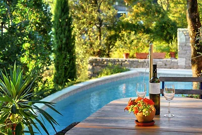 Mala Villa