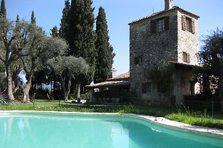 Ferme en pierre avec vue sur la mer