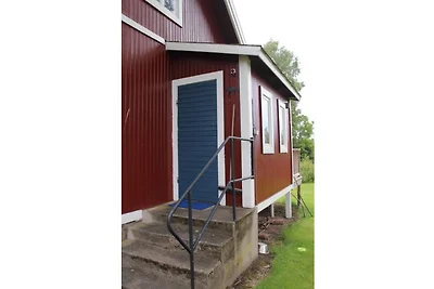 Belibtes Haus beim Fluss