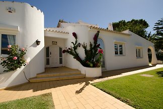 Villa Bonita avec chaleur de piscine