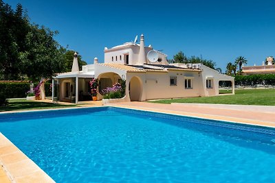 Villa Bonita con el calor de la piscina