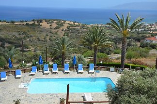 AYIA ZONI Apartments in Neo Chorio