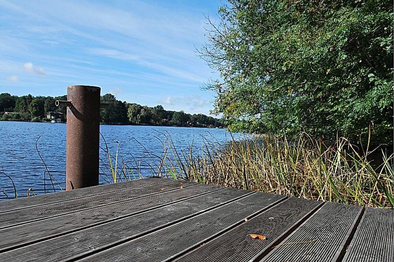 Haus am See - Ferienhaus in Neuruppin mieten