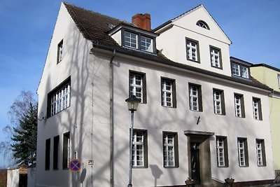 Lychen House