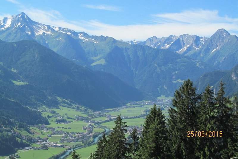 Ahornspitze und Mayrhofen 
