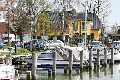 Ferienhaus am Bodden 50m z. Wasser