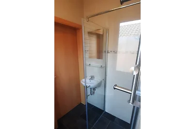 Ferienhaus am Bodden 50m z. Wasser