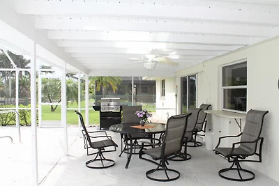 Villa Bluewater