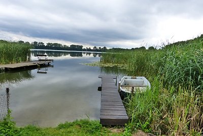 Huis aan het meer