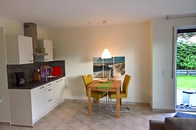 Appartement mit Terrasse und Garten