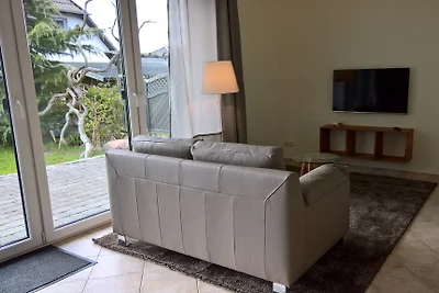 Appartement mit Terrasse und Garten