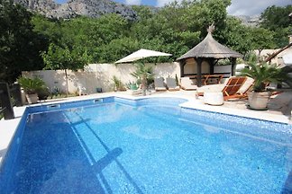 case vacanze in pietra Brela