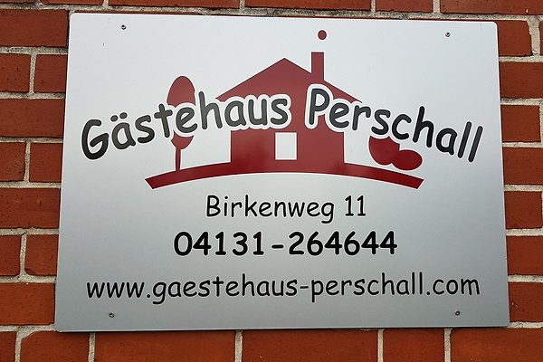 Herr S. Perschall Herr S. Perschall