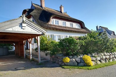 Luxus-Landhaus-am-Meer