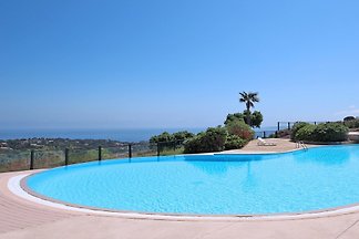 ISS8337 Mazet mit schönem Meerblick