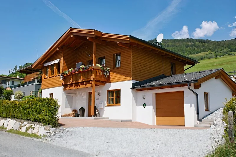 Chalet Tobo in de zomer.