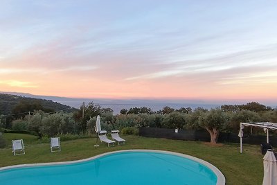 Relaxing Villa mit Meerblick