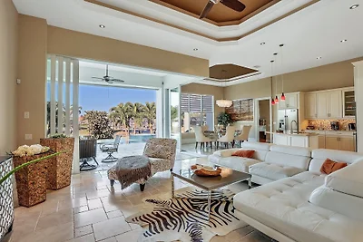 Villa Atlantic