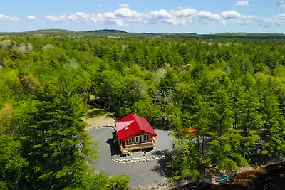Dean Lake Chalet (nieuw gebouw!)
