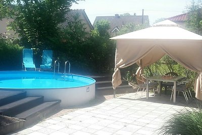 Casa de vacaciones con piscina cerca de Berlín