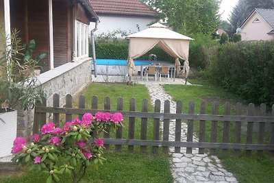 Holiday home with pool near Berlin