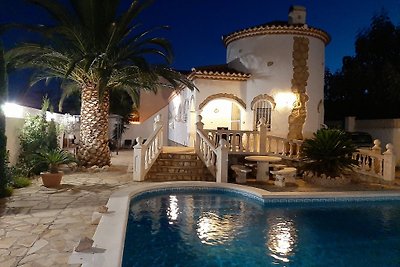 Villa mit Klimaanlage , Pool