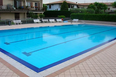 VILLA WITH POOL TENNIS 