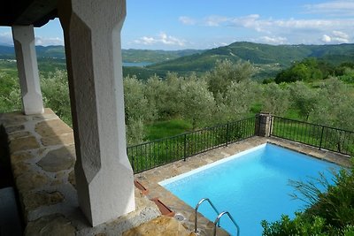 Villa on a Hill for Two Istria
