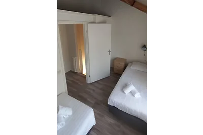 Dr B Vaandragerstraat 30 Dombu