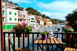 Fischer maison dans le port romantique